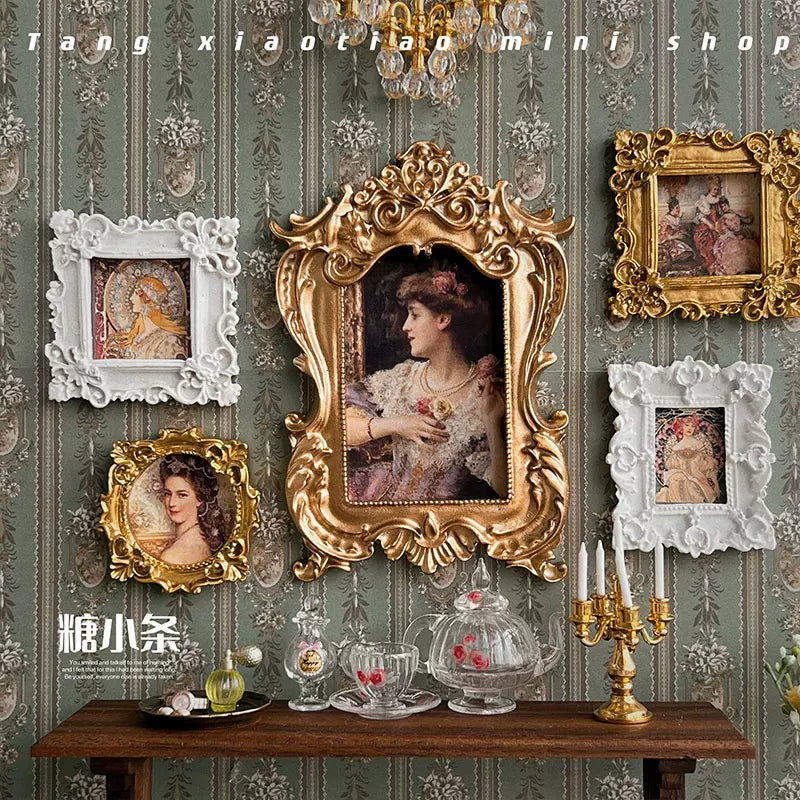 Dollhouse Miniature European Retro Golden Picture Frame for 1/6 1/12 BJD Dolls