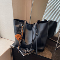 Women's Large Capacity Tote Bag with Pendant, Stylish Commuter Shoulder Bag
