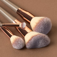 7-Piece Soft Bristle Makeup Brush Set for Foundation, Blush, Eyeshadow, Concealer, and Powder