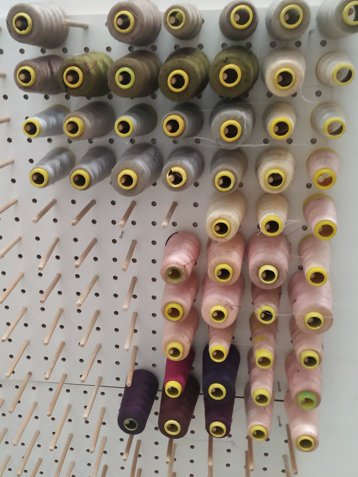 Solid Wood Pegboard Thread Holder for Sewing, Jewelry, and Craft Spools - Wall-Mounted Organizer Rack