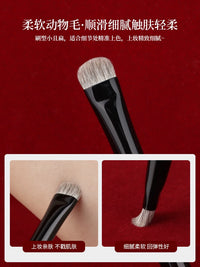 Professional Eyeshadow Blending Brush for Precise Application
