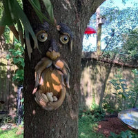 Tree Monster Bird Feeder Outdoor Garden Decoration