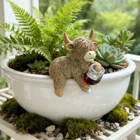 Highland Cow Figurine for Planter & Aquarium Decor - Cute Resin Animal Ornament