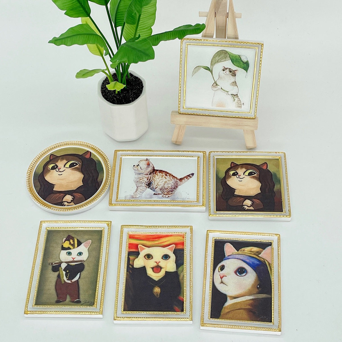 1:12 Dollhouse Miniature Gold Carved Frame Resin Wall Art