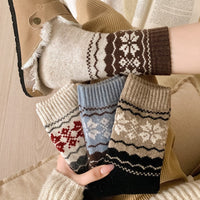Women's Mid-Calf Thermal Wool Socks with Fair Isle Snowflake Pattern for Winter