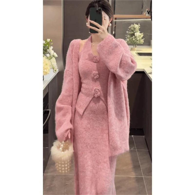 Women's 2025 Autumn/Winter Romantic Cardigan & Floral Vest Set