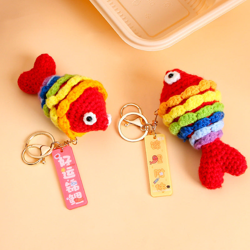 Handmade Crocheted Koi Fish Keychain Pendant, Cute Clownfish Doll Backpack Charm, Creative Knitted Gift