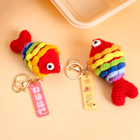 Handmade Crocheted Koi Fish Keychain Pendant, Cute Clownfish Doll Backpack Charm, Creative Knitted Gift