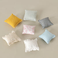 1:12 Dollhouse Miniature Pillow Cushion Model for Home Decor