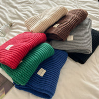 Korean Style Solid Color Knitted Scarf for Autumn/Winter, Versatile Warm Neck Warmer for Students & Couples
