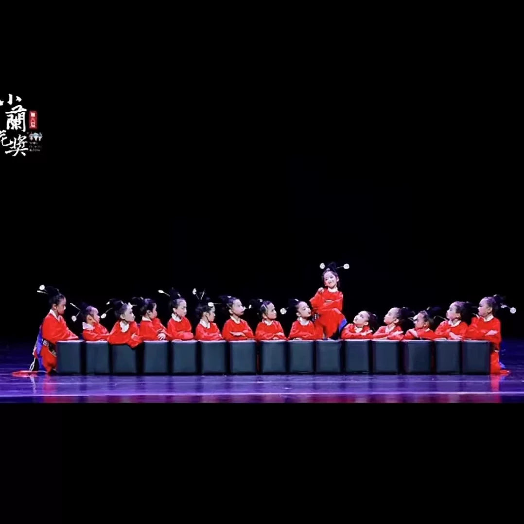 Kids' Traditional Chinese Opera Costume for Stage Performance - Seven-Rank Sesame Official