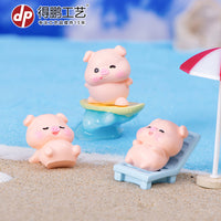 Cute Cartoon Pig Beach Vacation Micro Landscape Ornament for Desktop Car Decor
