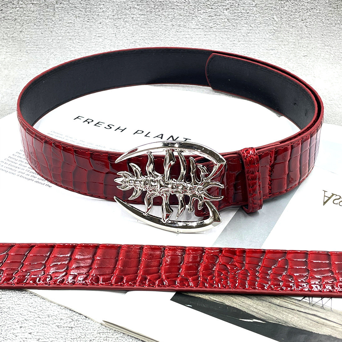 Motorcycle Punk Style Crocodile Pattern Belt with Dark Aesthetic