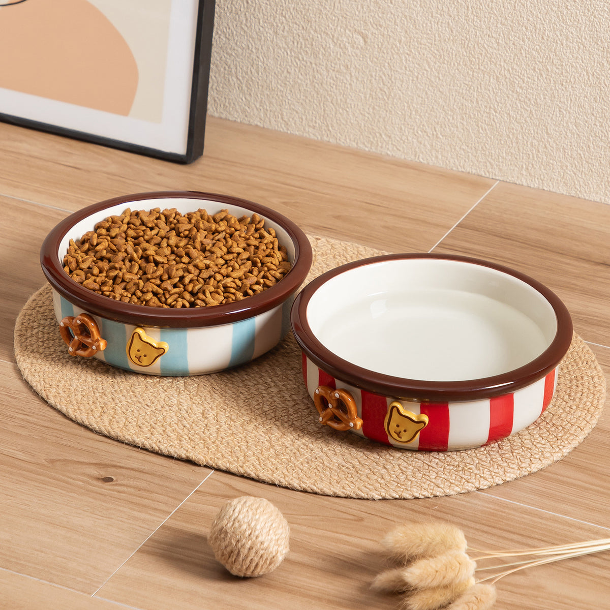 Hand-Painted Ceramic Pet Bowl for Cats and Dogs, Large Caliber Anti-Tip Design