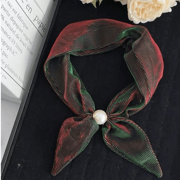 Gradient Magnetic Buckle Silk Scarf for Neck Protection and Decoration