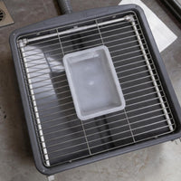 Semi-Automatic Enclosed Cat Litter Box with Anti-Splash Design