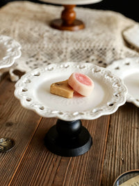European Embossed Wooden Fruit Plate with High Stand for Afternoon Tea Desserts and Snacks
