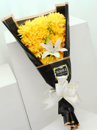 Artificial Chrysanthemum and Lily Bouquet for Tombstone Decoration