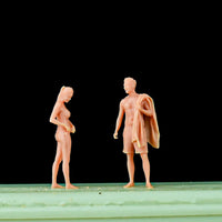1/64 Scale Miniature Beach Sunbathing Figures for Dioramas and Models