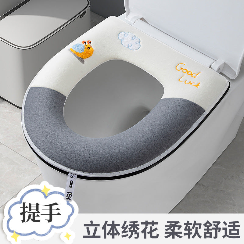 New Autumn/Winter Embroidered Toilet Seat Cover with Handle, Thick Coral Fleece Warm Zippered Toilet Cushion