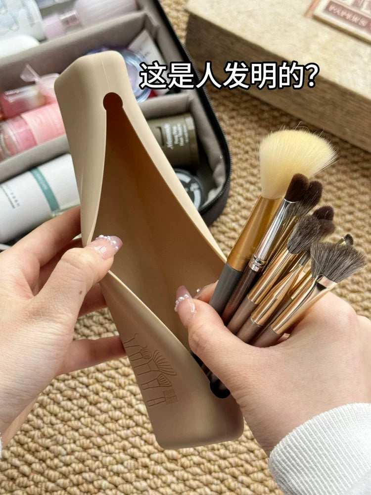 Magnetic Silicone Makeup Brush Holder Portable Dustproof Travel Cosmetic Bag for Women