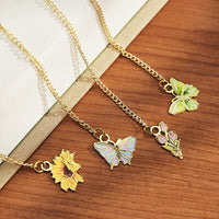 Floral Metal Hollow Bookmark - Elegant Flower Design for Students & Teachers