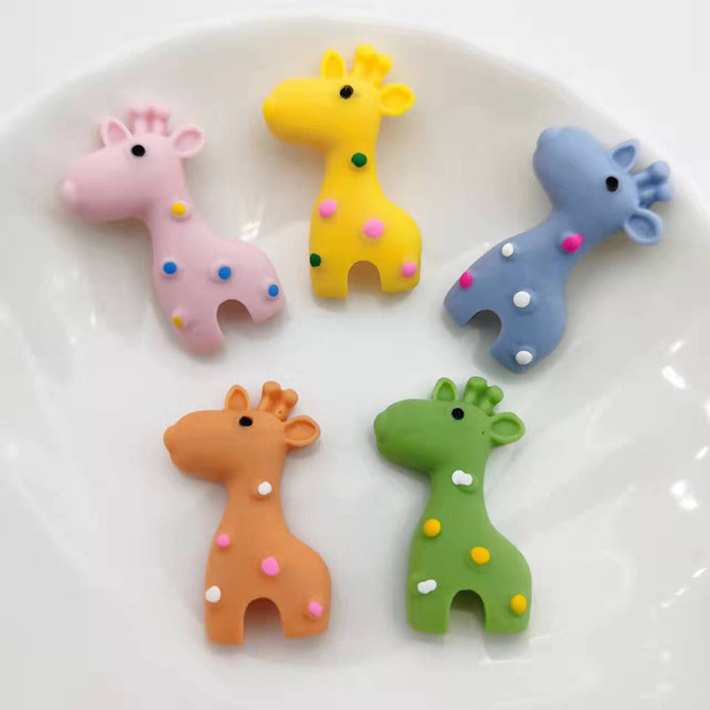Cartoon Giraffe Resin Cabochons for DIY Crafts, Hair Clips, and Apparel Embellishments