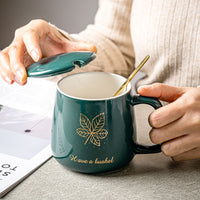 Large Capacity Ceramic Mug with Lid and Spoon, Ginkgo Leaf Design Coffee Cup for Home and Couples