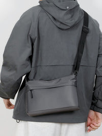 Men's Lightweight Nylon Crossbody Bag Casual Fashion Shoulder Bag for Travel and Daily Use