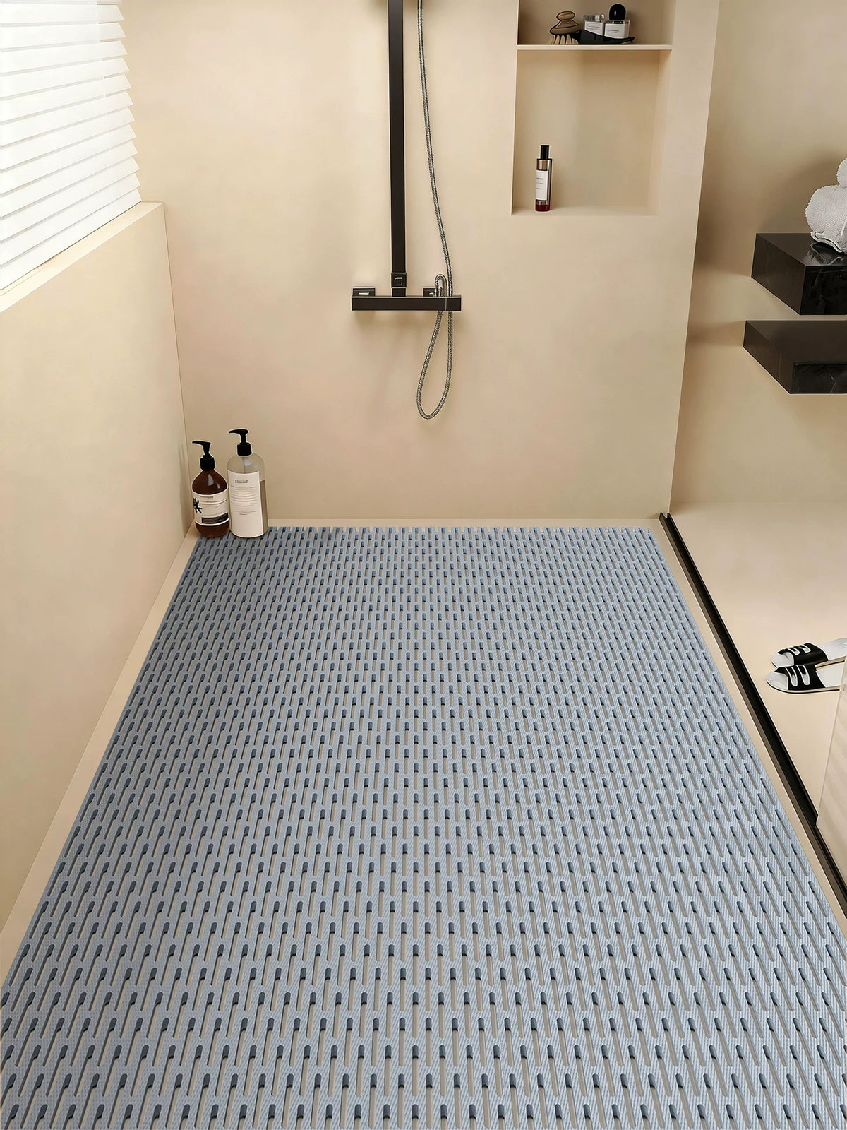 Non-Slip Shower Mat for Bathroom and Bathtub, Quick-Drying Safety Mat for Seniors and Children