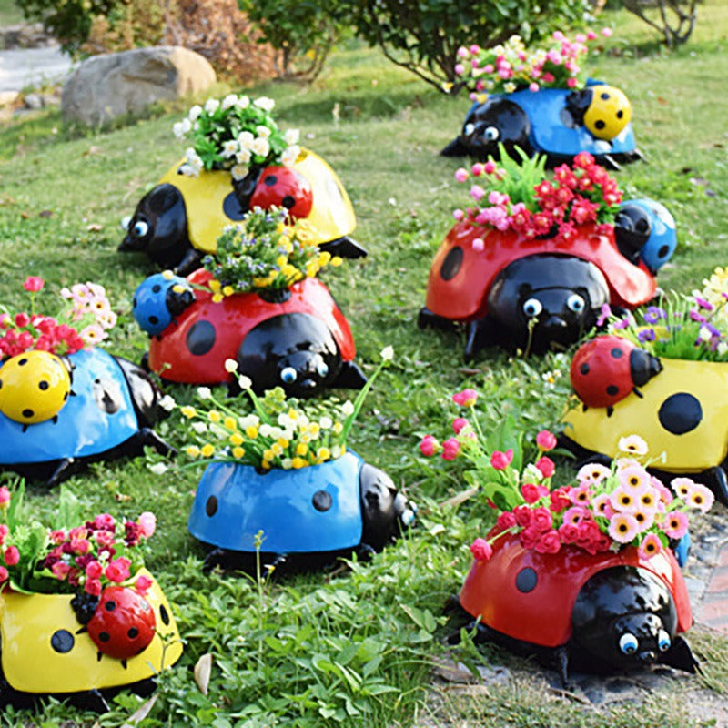 Resin Ladybug Garden Ornament for Outdoor Patio Lawn Decor
