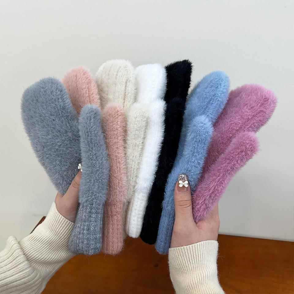 Women's Solid Color Knitted Fleece-Lined Mittens for Winter