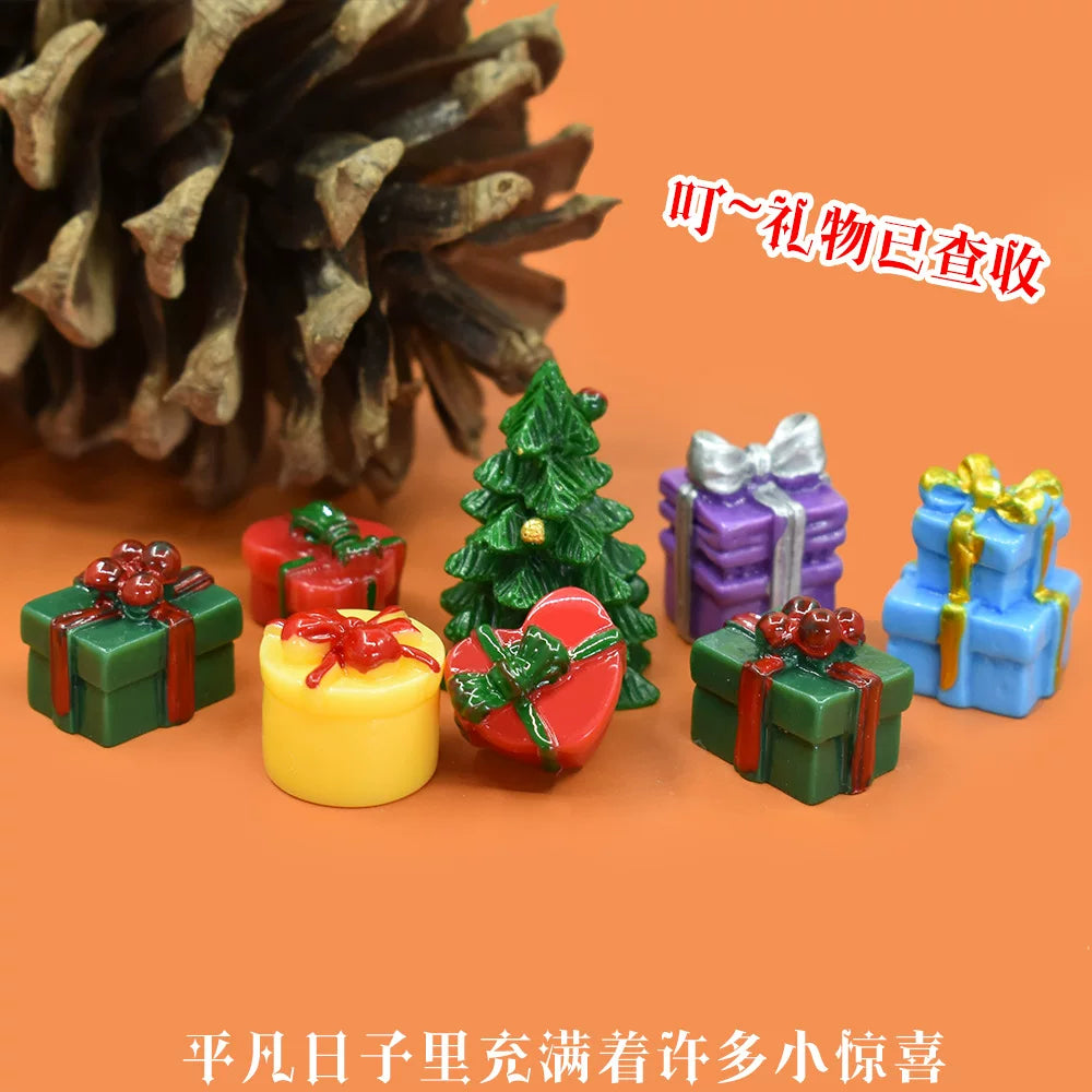 Christmas Gift Box Dollhouse Miniature Resin Ornament