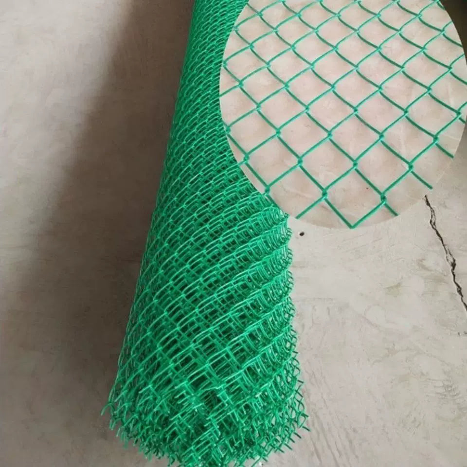 Dark Green PVC Coated Chain Link Fence for Outdoor Enclosures and Protection, 4mm Thick