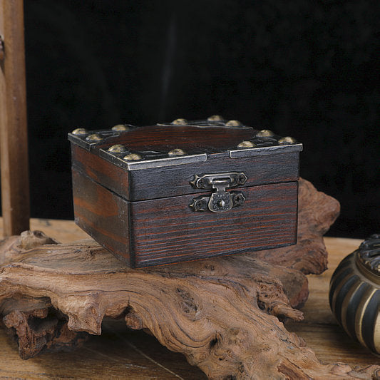 Vintage Wooden Treasure Box Decorative Storage Chest for Home Decor and Props