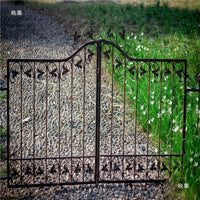 European Vintage Wrought Iron Garden Gate Fence Panel for Villas and Courtyards