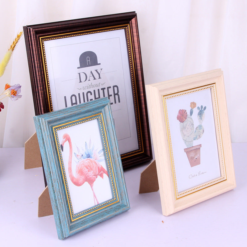 American Retro Acrylic Photo Frame with Hollow Design for Tabletop Display