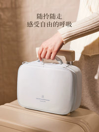 Travel Toiletry Bag with Hanging Hook, Waterproof Large Capacity Cosmetic Organizer for Wet and Dry Separation
