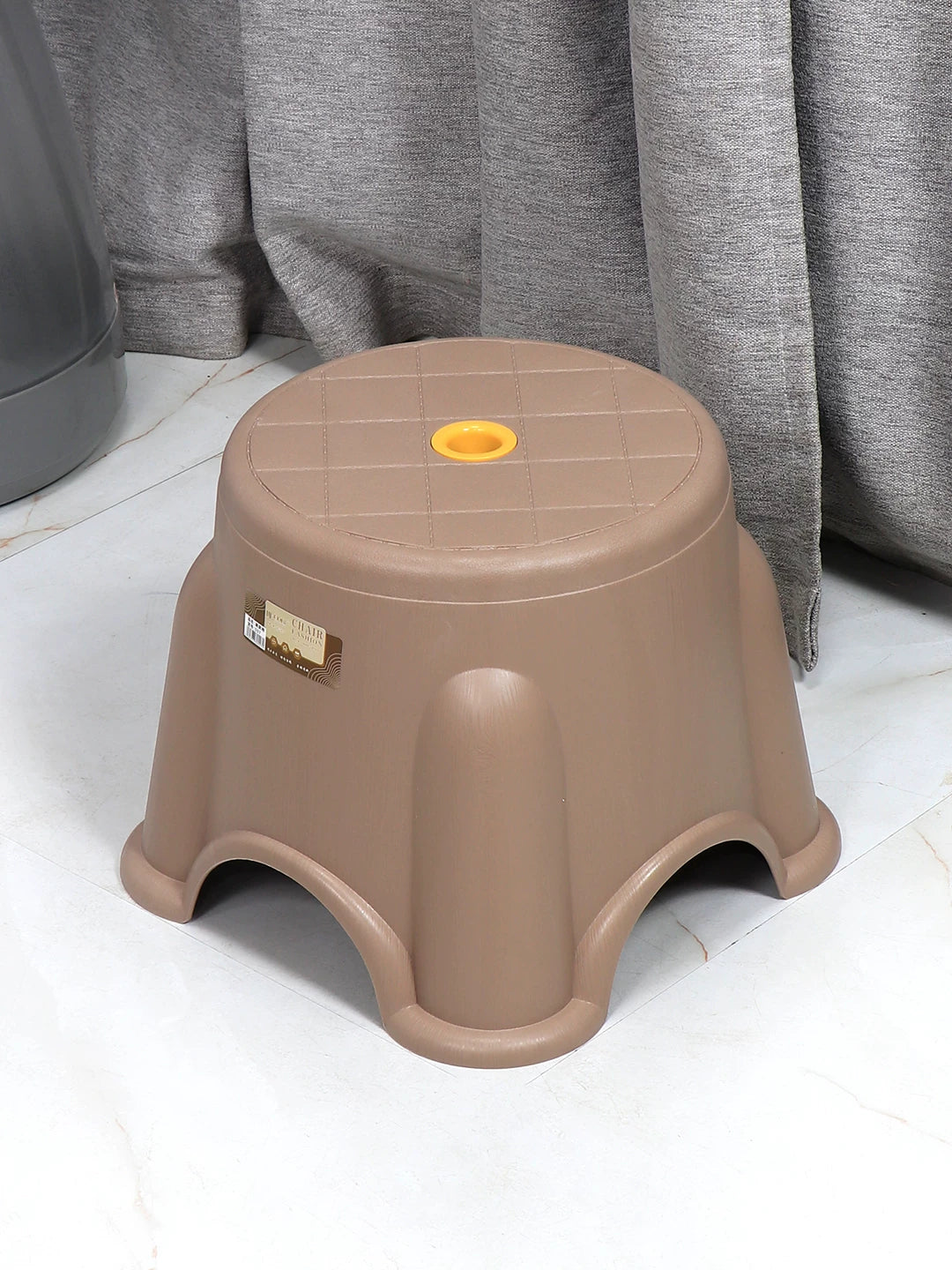 Stackable Plastic Stool for Kids and Adults, Non-Slip Round Stool for Home, Bathroom, and Footrest