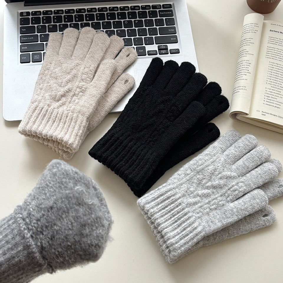 Unisex Winter Knit Gloves with Touchscreen Finger Tips