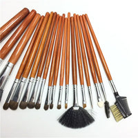 Professional 18-Piece Makeup Brush Set with Wooden Handles for Beginners and Students