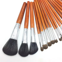 Professional 18-Piece Makeup Brush Set with Wooden Handles for Beginners and Students