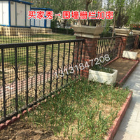 Plastic Mesh Fencing for Poultry Enclosures and Garden Protection