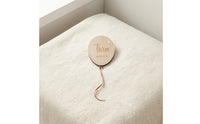 Wooden Milestone Plaque Gender-Neutral Baby Milestone Disc with Ribbon Double-Sided Photo Props Growth Sturdy for Newborns