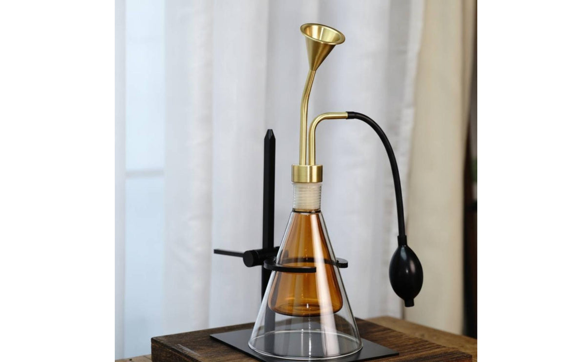 Tabletop Scent Disperser with Bulb Decorative Glass Bottle Scent Disperser with Stand Industrial-Style Scent Sprayer for Home, Desk, Spa