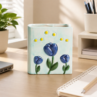 pen holder