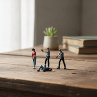 4 Pieces 1:64 Scale Miniature Figures Authentic Hand-Painted Miniature Figures Dynamic Diorama Figure for Collectors, Dioramas
