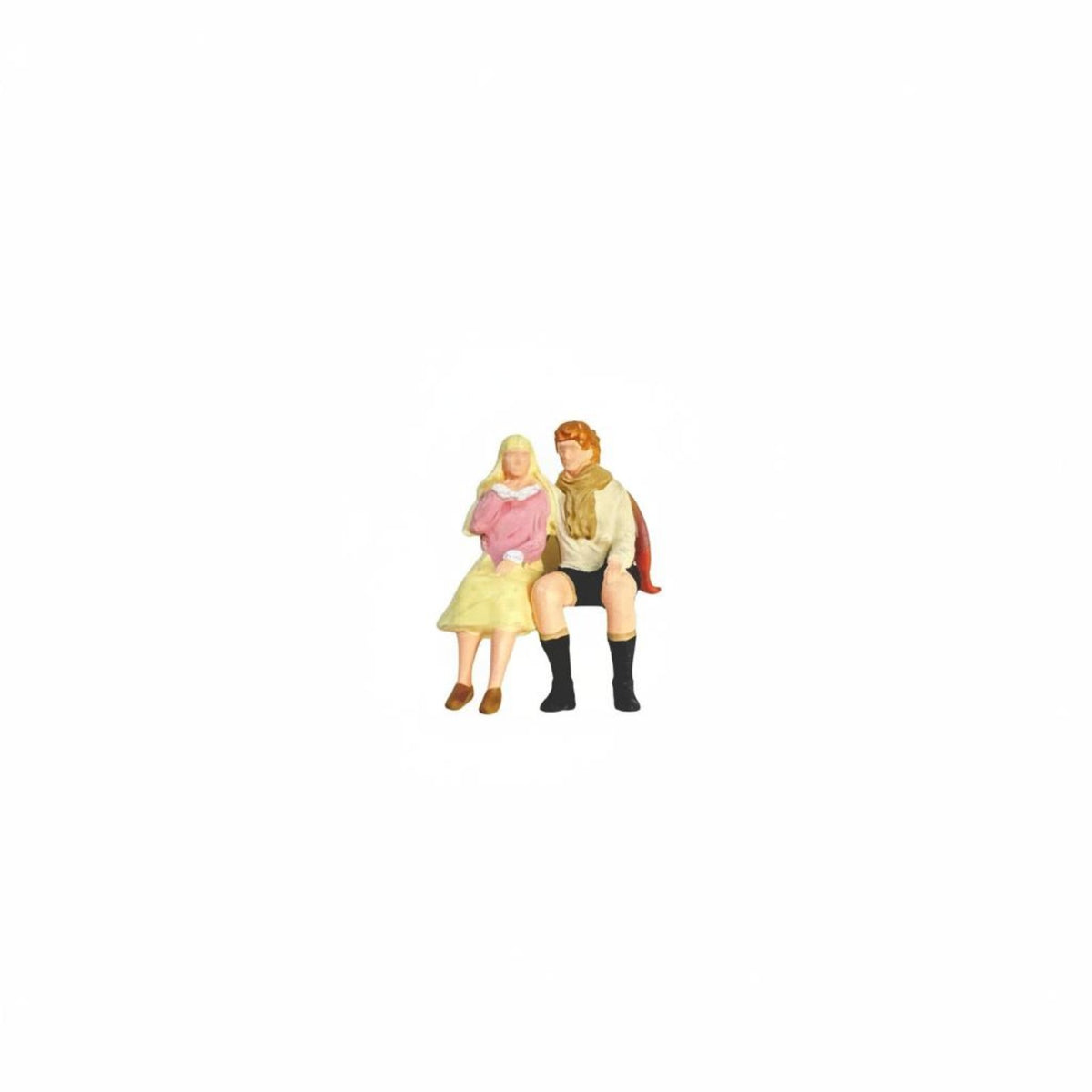 1:64 Miniature Couple Figurine Collectible Gift 1:64 Scale Couple Figurine Tiny Lover Figures Creative Decoration for Collectors