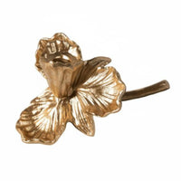 Iris Candle Holder Modern Luxury French Style Candle Holder Floral Design House Decoration for Study, Tabletop, Display
