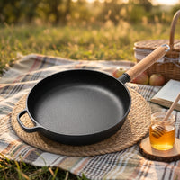Frying Pan for Induction Hob and Home Cooking, Pre-seasoned Cast Iron Skillet for Steak, Versatile Pancake Pan and Egg Pan, Heavy Duty Design